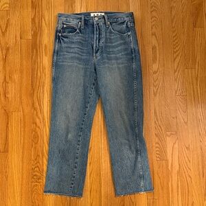 Amo sz 28 Loverboy Jean in loved medium Blue wash Denim Jeans great condition